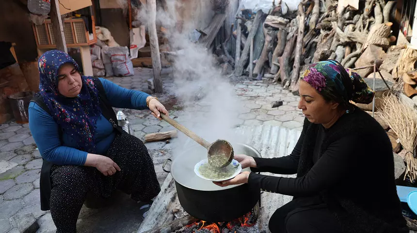 Yılda 6 Kez Yiyen Hastalık Yüzü Görmüyor