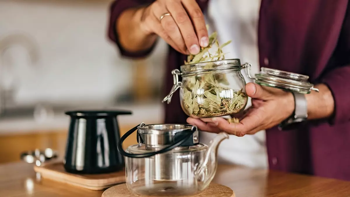 Yaza Hazırlık: Günde 1 Bardak İçin Yağlara Veda Edin!